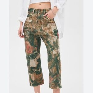 New R13 Boy Straight Jeans In Printed Camo Rose Size 26